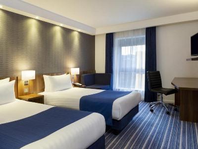 Express Dunstable, An Ihg Dunstable