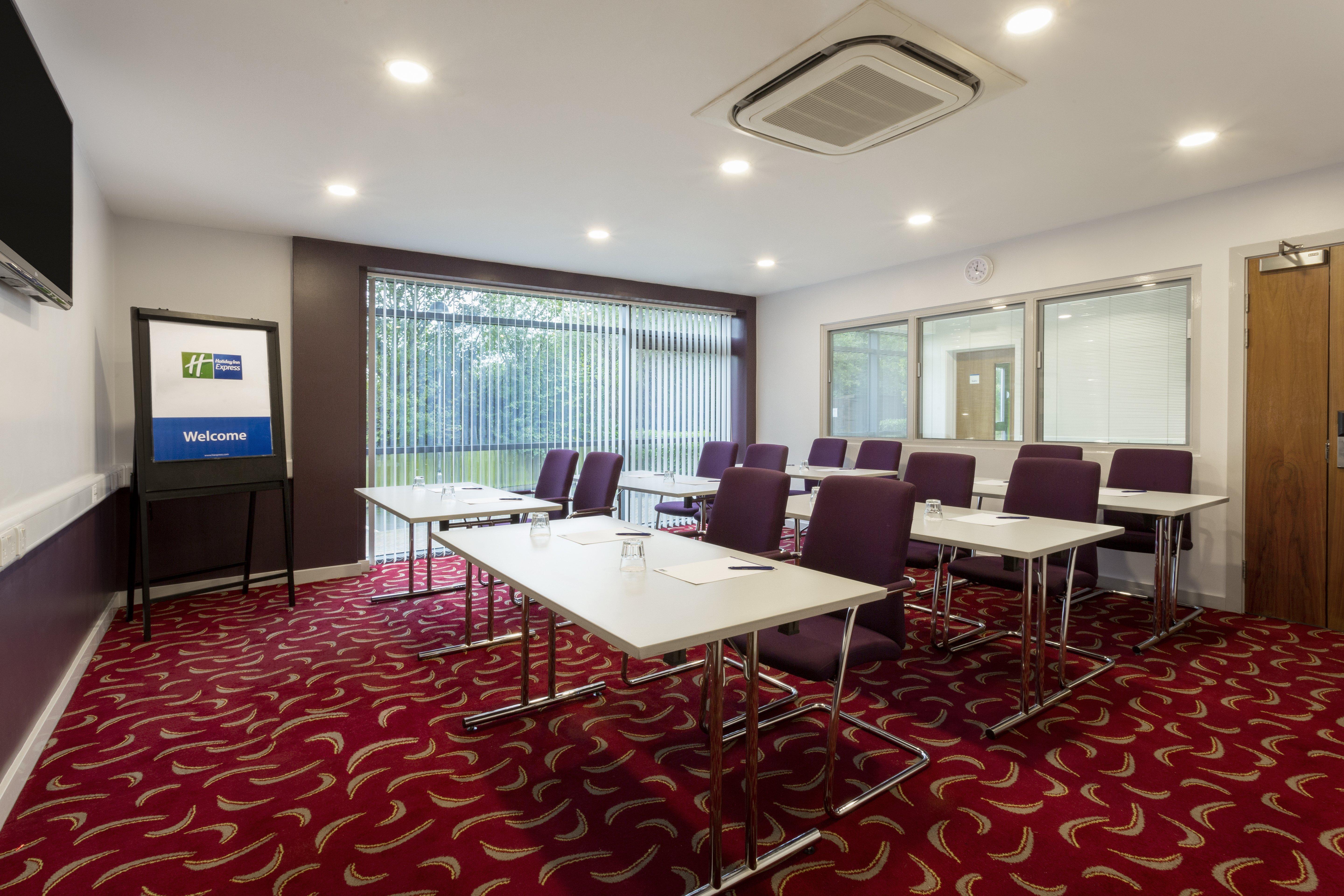 Express Dunstable, An Ihg Hotel 3*