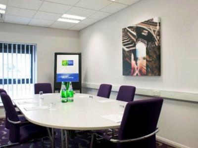 Express Dunstable, An Ihg Dunstable